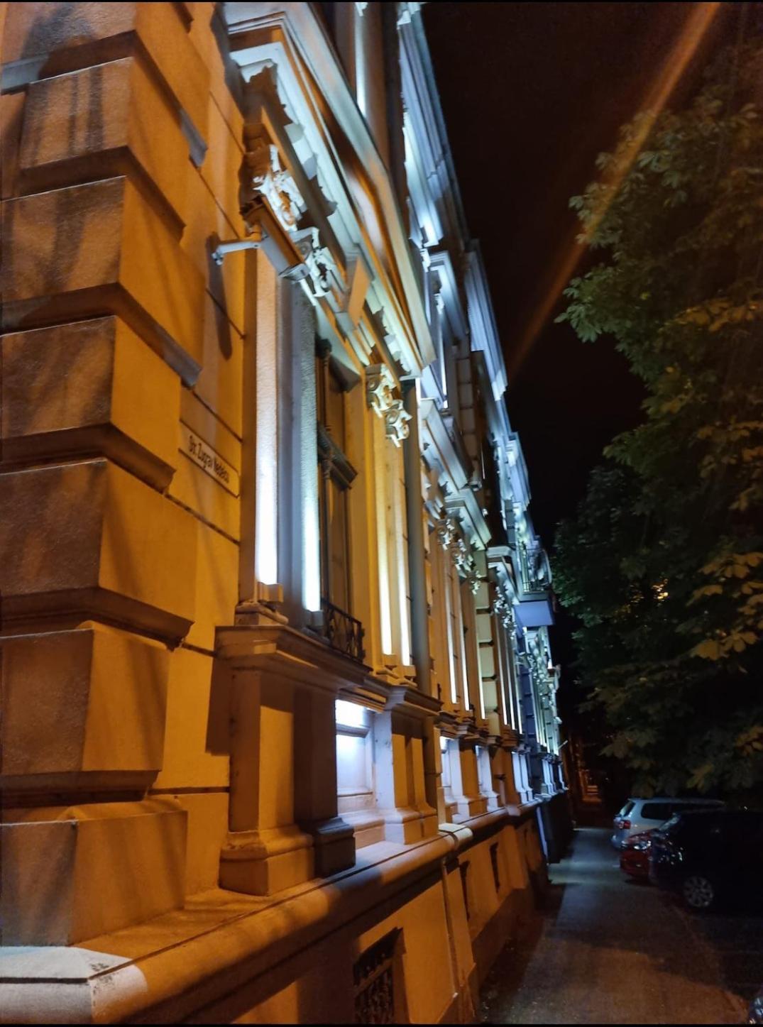 Central Terrace Escape With Jacuzzi Timisoara Exterior photo