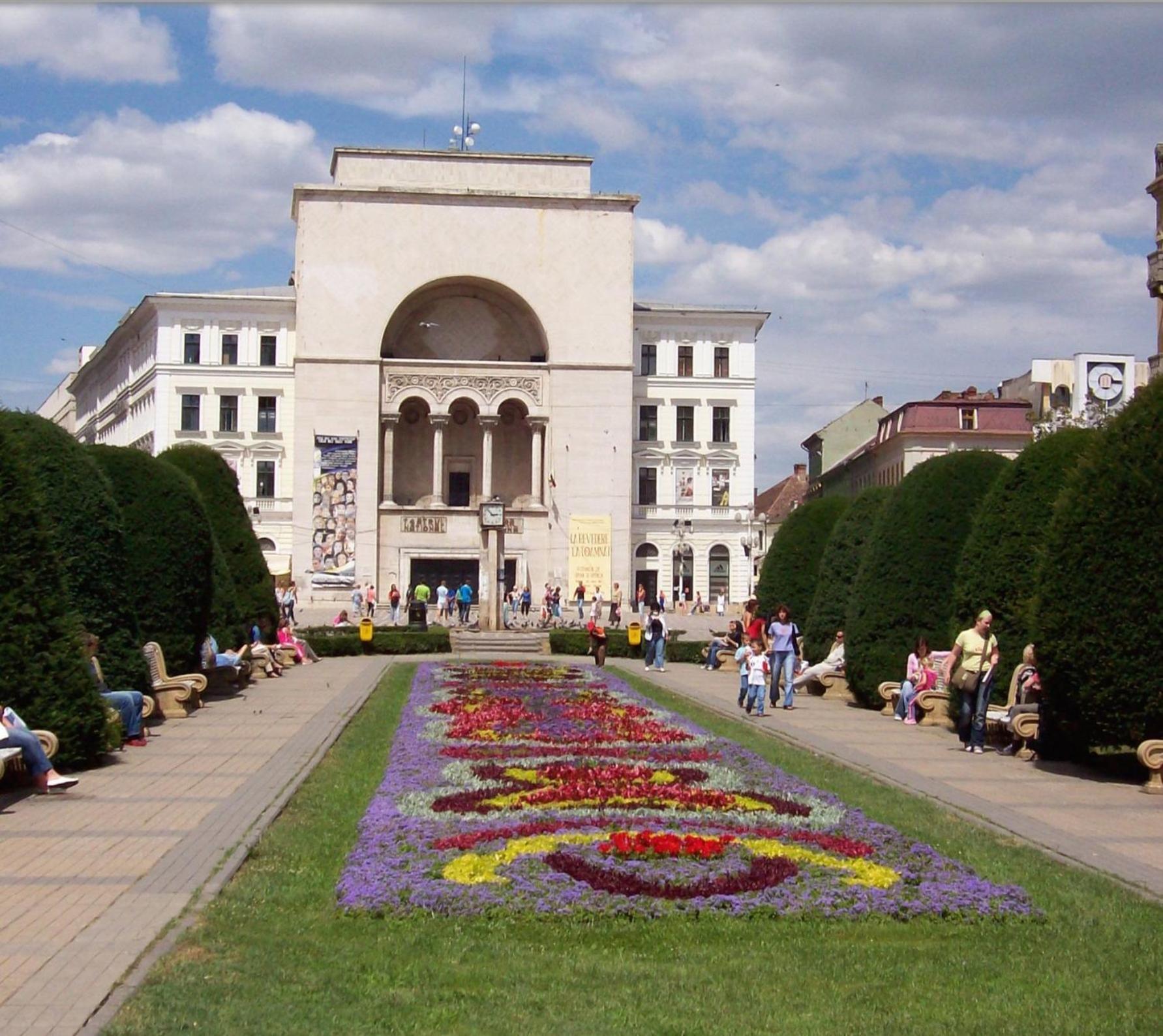 Central Terrace Escape With Jacuzzi Timisoara Exterior photo